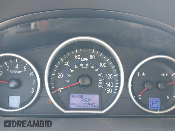 2011 Hyundai Veracruz GLS with VIN KM8NU4CC5BU156226, listed as a IAAI auction lot 40325906 with 223,245 mi miles and . Bid and sale history available at DreamBid. Image 7.