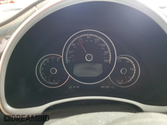 2014 Volkswagen Beetle Turbo R-Line with VIN 3VWVT7ATXEM665178, listed as a Copart auction lot 75652044 with Not Provided miles and Salvage Title. Bid and sale history available at DreamBid. Image 9.