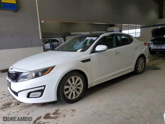 2015 Kia Optima EX with VIN 5XXGN4A75FG495595, listed as a Copart auction lot 48200095 with 133,718 mi miles and Clean Title. Bid and sale history available at carsss.com. Image 1.