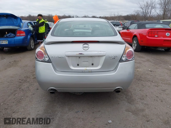 2007 Nissan Altima SL with VIN 1N4BL21E37C170017, listed as a IAAI auction lot 41810640 with 182,269 mi miles and . Bid and sale history available at DreamBid. Image 16.