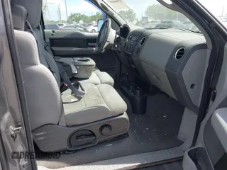 2004 Ford F-150 XLT with VIN 1FTPX14574NA33950, listed as a IAAI auction lot 41966655 with 160,523 mi miles. Bid and sale history available at carsss.com. Image 5.