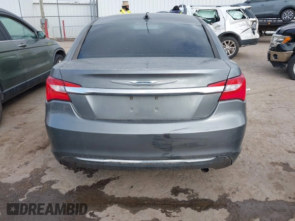 2012 Chrysler 200 Limited with VIN 1C3CCBCB4CN191088, listed as a IAAI auction lot 41629577 with 187,331 mi miles. Bid and sale history available at carsss.com. Image 16.
