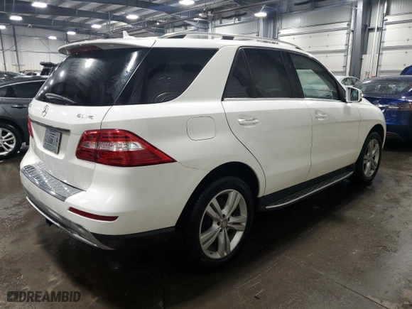 2015 Mercedes-Benz M-Class ML 350 with VIN 4JGDA5HB8FA498383, listed as a Copart auction lot 49294685 with 108,633 mi miles and Salvage Title. Bid and sale history available at carsss.com. Image 3.