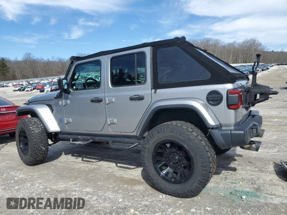 2018 Jeep Wrangler Unlimited Sahara z VIN 1C4HJXEG4JW285606, wystawiony jako Copart lot #49254405 z przebiegiem 57 148 mil mil oraz Szkoda całkowita • Salvage title. Historia ofert i sprzedaży dostępna na DreamBid. Obrazek 2.