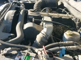 2000 Dodge 2500 with VIN 1B7KC2366YJ107491, listed as a IAAI auction lot 43524951 with 159,252 mi miles and . Bid and sale history available at DreamBid. Image 13.