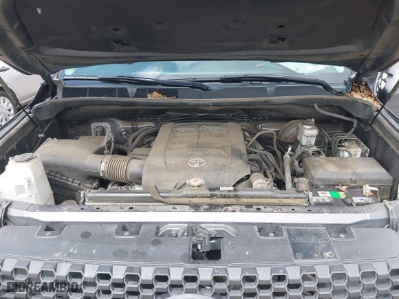 2019 Toyota Tundra 2WD SR5 with VIN 5TFEY5F10KX250294, listed as a IAAI auction lot 41917558 with 133,387 mi miles. Bid and sale history available at carsss.com. Image 10.
