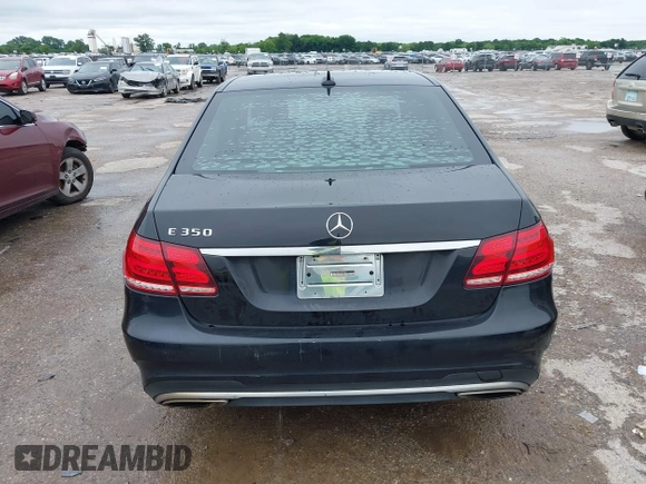 2014 Mercedes-Benz E 350 Sport z VIN WDDHF5KBXEA974847, wystawiony jako IAAI lot #41895287 z przebiegiem 152 703 mil mil oraz . Historia ofert i sprzedaży dostępna na DreamBid. Obrazek 16.
