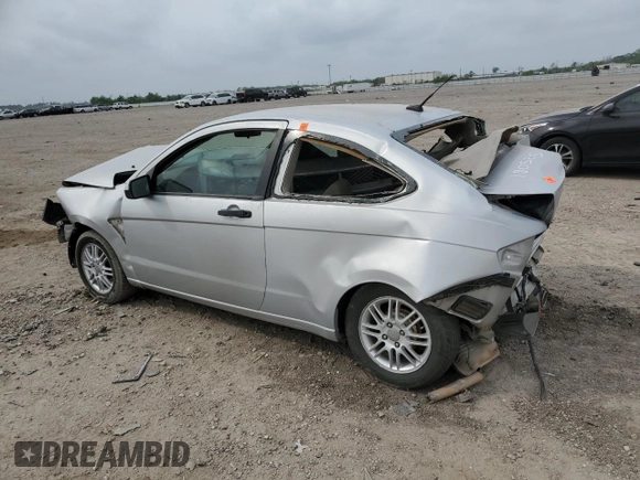 2008 Ford Focus SE z VIN 1FAHP33N98W188619, wystawiony jako Copart lot #49186014 z przebiegiem 139 888 mil mil oraz Szkoda całkowita • Salvage title. Historia ofert i sprzedaży dostępna na DreamBid. Obrazek 2.