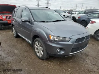 2010 Mitsubishi Outlander XLS with VIN JA4JT4AX1AZ014849, listed as a Copart auction lot 86227994 with 225,869 mi miles and Clean Title. Bid and sale history available at carsss.com. Image 4.