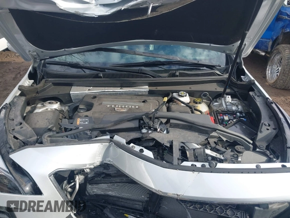 2022 Cadillac XT4 AWD Premium Luxury with VIN 1GYFZDR43NF152561, listed as a IAAI auction lot 41669571 with 16,274 mi miles and . Bid and sale history available at carsss.com. Image 10.
