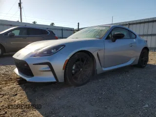 2024 Toyota 86 Premium z VIN JF1ZNBE11R8757242, wystawiony jako Copart lot #53160245 z przebiegiem 7 219 mil mil oraz Szkoda całkowita • Salvage title. Historia ofert i sprzedaży dostępna na DreamBid. Obrazek 1.