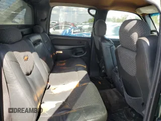 2002 Chevrolet Avalanche with VIN 3GNEC13T72G217883, listed as a Copart auction lot 52378085 with 140,300 mi miles and Salvage Title. Bid and sale history available at carsss.com. Image 11.