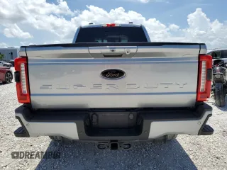 2023 Ford F-250 XL z VIN 1FT8W2BT7PEE14071, wystawiony jako Copart lot #59702995 z przebiegiem 50 527 mil mil oraz Nie do naprawy • Non repairable. Historia ofert i sprzedaży dostępna na DreamBid. Obrazek 6.