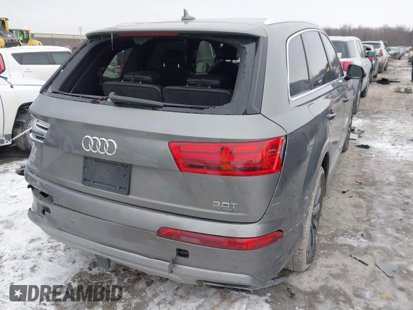 2017 Audi Q7 Premium Plus with VIN WA1LAAF70HD037732, listed as a IAAI auction lot 41399099 with 144,785 mi miles. Bid and sale history available at carsss.com. Image 4.