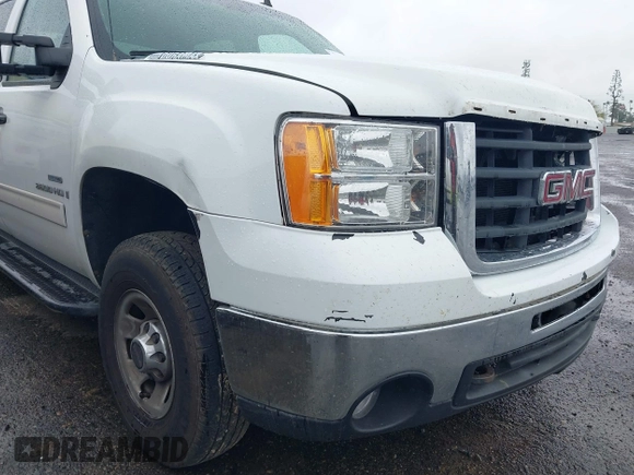 2008 GMC Sierra 3500HD SRW SLT z VIN 1GTHK33648F182602, wystawiony jako IAAI lot #41791227 z przebiegiem 385 336 mil mil oraz . Historia ofert i sprzedaży dostępna na DreamBid. Obrazek 19.