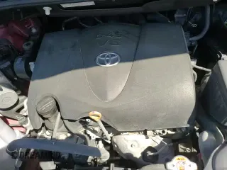 2017 Toyota Sienna LE z VIN 5TDKZ3DC6HS811217, wystawiony jako Copart lot #70037305 z przebiegiem 60 486 mil mil oraz Szkoda całkowita • Salvage title. Historia ofert i sprzedaży dostępna na DreamBid. Obrazek 16.