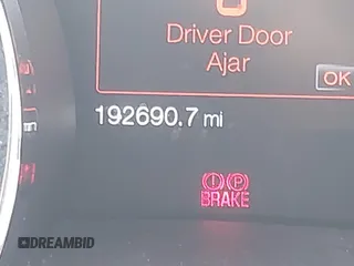 2014 Ford Mustang V6 с VIN 1ZVBP8AM4E5302273, выставлен на аукционе IAAI как лот 42288143 с пробегом 192 690 миль миль и . История ставок и продаж доступна на DreamBid. Изображение 15.