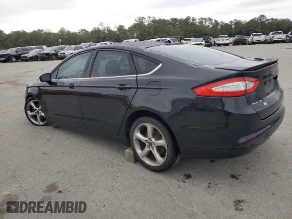 2015 Ford Fusion SE with VIN 1FA6P0HD1F5105404, listed as a Copart auction lot 83028484 with 92,525 mi miles and Salvage Title. Bid and sale history available at DreamBid. Image 2.