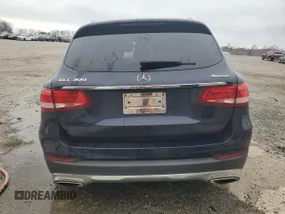 2019 Mercedes-Benz GLC 300 z VIN WDC0G4KBXKF576688, wystawiony jako Copart lot #50100535 z przebiegiem Nie podano mil oraz Czysty tytuł • Clean title. Historia ofert i sprzedaży dostępna na DreamBid. Obrazek 6.