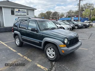 2005 Jeep Liberty Sport with VIN 1J4GL48K55W553437, listed as a Copart auction lot 53099065 with 183,436 mi miles and Clean Title. Bid and sale history available at carsss.com. Image 1.