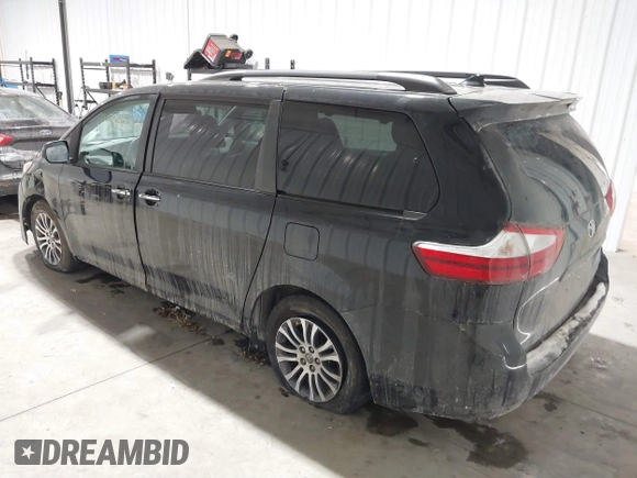 2019 Toyota Sienna XLE Auto Access Seat with VIN 5TDYZ3DCXKS970792, listed as a IAAI auction lot 41589537 with 138,971 mi miles. Bid and sale history available at carsss.com. Image 3.