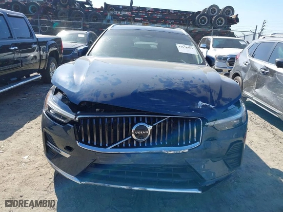 2023 Volvo XC60 Ultimate Bright Theme with VIN YV4L12DF2P1369254, listed as a IAAI auction lot 41678883 with 24,881 mi miles. Bid and sale history available at carsss.com. Image 12.