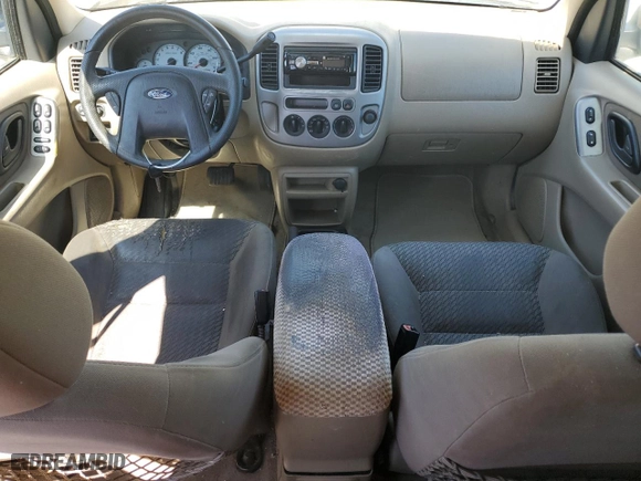 2004 Ford Escape XLT with VIN 1FMYU03104KA53587, listed as a Copart auction lot 51777385 with 154,102 mi miles and Salvage Title. Bid and sale history available at carsss.com. Image 8.