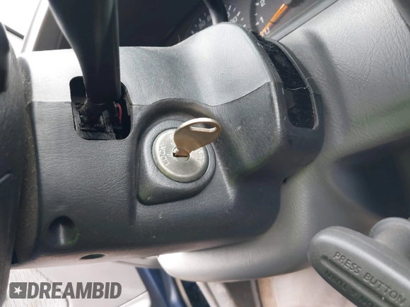 1998 Nissan Frontier XE with VIN 1N6DD26S7WC383868, listed as a IAAI auction lot 42283359 with 98,295 mi miles and . Bid and sale history available at DreamBid. Image 11.