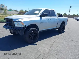 2017 Ram 1500 SLT z VIN 1C6RR6GG9HS804033, wystawiony jako IAAI lot #41707426 z przebiegiem 92 182 mil mil oraz . Historia ofert i sprzedaży dostępna na DreamBid. Obrazek 2.