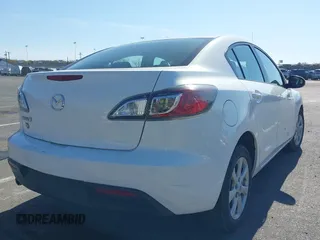 2011 Mazda Mazda3 i Touring with VIN JM1BL1VG0B1359034, listed as a IAAI auction lot 42069897 with 81,068 mi miles. Bid and sale history available at carsss.com. Image 4.