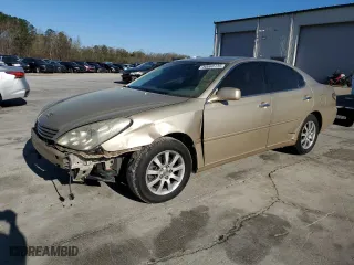 2004 Lexus ES 330 with VIN JTHBA30G840002412, listed as a Copart auction lot 50068735 with 239,565 mi miles and Salvage Title. Bid and sale history available at carsss.com. Image 1.