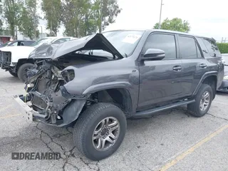 2019 Toyota 4Runner SR5 with VIN JTEBU5JR5K5694290, listed as a IAAI auction lot 42175121 with 157,939 mi miles and . Bid and sale history available at DreamBid. Image 2.