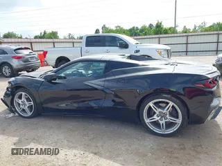 2025 Chevrolet Corvette 3LT with VIN 1G1YC3D47S5106663, listed as a IAAI auction lot 42137423 with 2,792 mi miles. Bid and sale history available at carsss.com. Image 14.