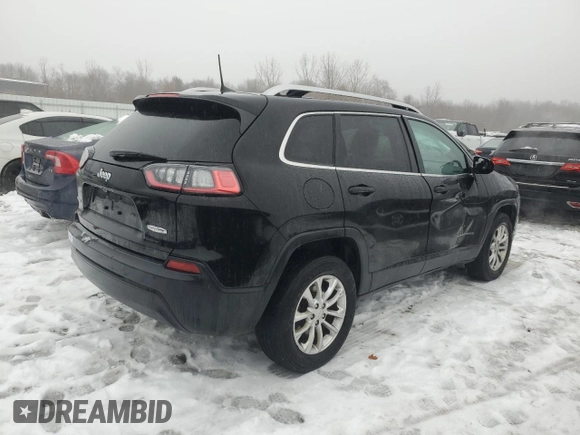 2019 Jeep Cherokee Latitude with VIN 1C4PJMCB4KD283403, listed as a Copart auction lot 44986255 with 132,747 mi miles and Salvage Title. Bid and sale history available at carsss.com. Image 3.