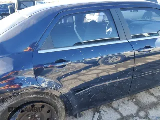 2005 Chrysler 300 300 z VIN 2C3JA43R15H636551, wystawiony jako Copart lot #42165655 z przebiegiem Nie podano mil oraz Nie do naprawy • Non repairable. Historia ofert i sprzedaży dostępna na DreamBid. Obrazek 10.