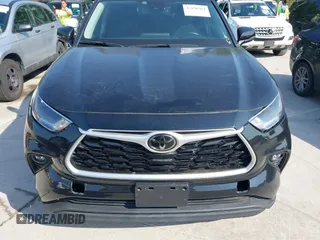 2021 Toyota Highlander L with VIN 5TDZZRAH5MS525595, listed as a IAAI auction lot 42050564 with 32,542 mi miles and . Bid and sale history available at DreamBid. Image 12.
