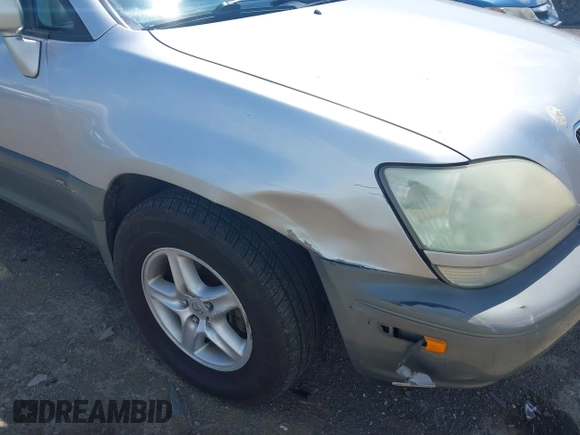 2002 Lexus RX 300 with VIN JTJHF10U520239568, listed as a IAAI auction lot 42179659 with 214,348 mi miles and . Bid and sale history available at DreamBid. Image 6.