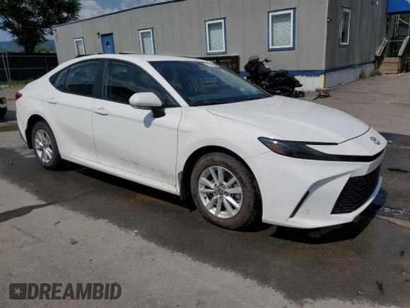 2025 Toyota Camry LE with VIN 4T1DAACK5SU004876, listed as a Copart auction lot 67248754 with 0 mi miles and Salvage Title. Bid and sale history available at carsss.com. Image 4.