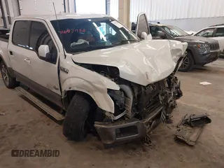 2020 Ford F-150 XL z VIN 1FTEW1E41LFA96440, wystawiony jako IAAI lot #41603984 z przebiegiem 74 490 mil mil oraz . Historia ofert i sprzedaży dostępna na DreamBid. Obrazek 6.