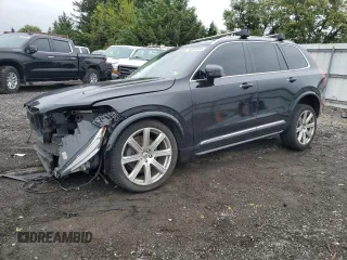 2017 Volvo XC90 Inscription with VIN YV4A22PL3H1164677, listed as a Copart auction lot 70801824 with 144,222 mi miles and Non Repairable. Bid and sale history available at carsss.com. Image 1.