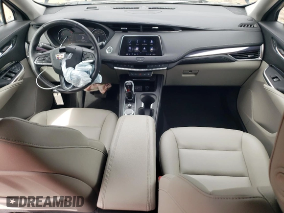 2021 Cadillac XT4 AWD Luxury with VIN 1GYFZBR41MF003522, listed as a Copart auction lot 69144164 with 17,953 mi miles and Salvage Title. Bid and sale history available at carsss.com. Image 8.