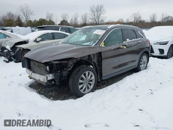 2019 Infiniti QX50 Luxe with VIN 3PCAJ5M30KF129797, listed as a IAAI auction lot 41479436 with 45,902 mi miles and . Bid and sale history available at DreamBid. Image 17.