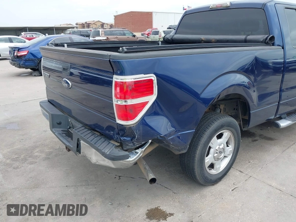 2009 Ford F-150 STX z VIN 1FTRX12889KB36180, wystawiony jako IAAI lot #42417491 z przebiegiem 142 973 mil mil oraz . Historia ofert i sprzedaży dostępna na DreamBid. Obrazek 6.