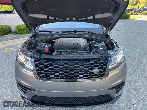 2018 Land Rover Range Rover Velar R-Dynamic SE with VIN SALYL2RN3JA723642, listed as a Copart auction lot 56981635 with 93,427 mi miles and Clean Title. Bid and sale history available at DreamBid. Image 7.
