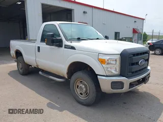 2016 Ford F-250 XLT z VIN 1FTBF2B61GED15892, wystawiony jako IAAI lot #42377404 z przebiegiem 199 002 mil mil oraz . Historia ofert i sprzedaży dostępna na DreamBid. Obrazek 1.