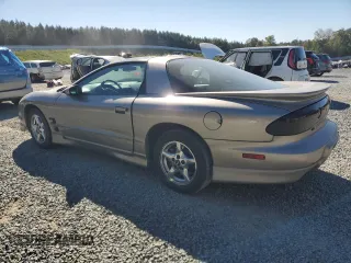 2001 Pontiac Firebird with VIN 2G2FS22K212111085, listed as a Copart auction lot 75265794 with 168,151 mi miles and Salvage Title. Bid and sale history available at carsss.com. Image 2.