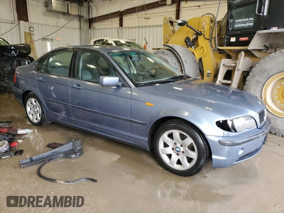 2002 BMW 3 Series 325i with VIN WBAEV33442KL75224, listed as a Copart auction lot 42778095 with 229,867 mi miles and Non Repairable. Bid and sale history available at carsss.com. Image 4.