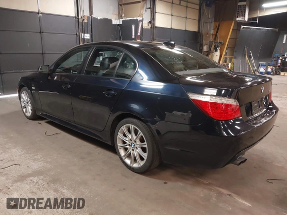 2010 BMW 5 Series 528i xDrive with VIN WBANV1C51AC388468, listed as a IAAI auction lot 41932964 with 199,919 mi miles and . Bid and sale history available at carsss.com. Image 3.