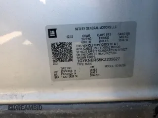 2019 Cadillac XT5 Premium Luxury FWD z VIN 1GYKNERS5KZ235627, wystawiony jako Copart lot #52512755 z przebiegiem Nie podano mil oraz Szkody całkowita. Historia ofert i sprzedaży dostępna na DreamBid. Obrazek 13.