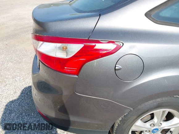 2013 Ford Focus SE with VIN 1FADP3F24DL269491, listed as a IAAI auction lot 42693397 with 304,906 mi miles and . Bid and sale history available at DreamBid. Image 6.